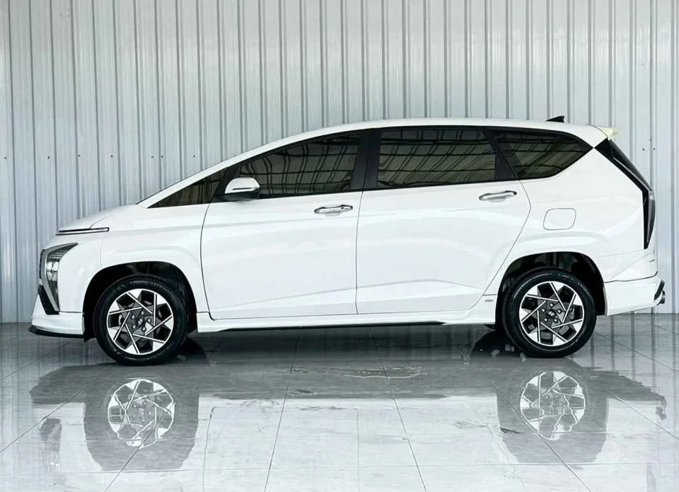 2024 Hyundai Stargazer KS 3