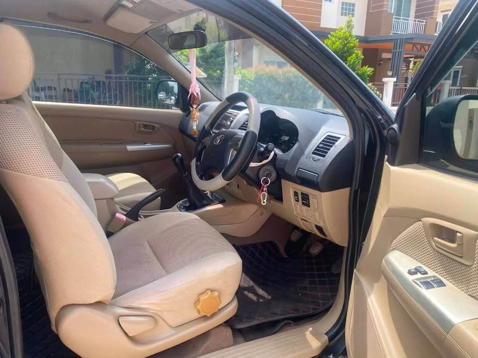 2015 Toyota Hilux VII 2