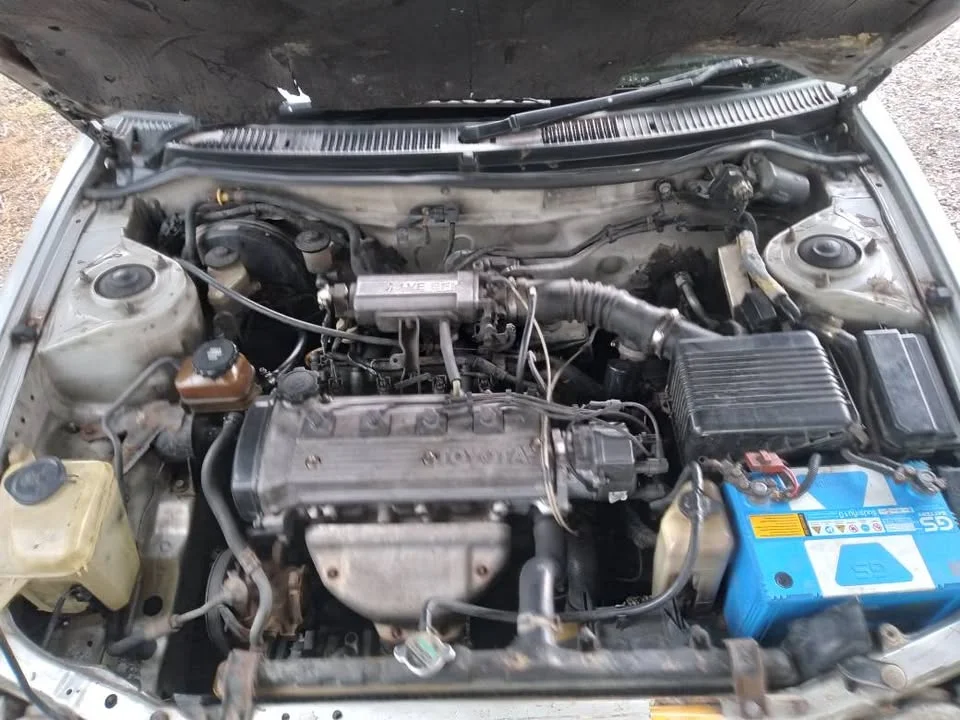 Toyota Corolla Altis VII (E100) 3