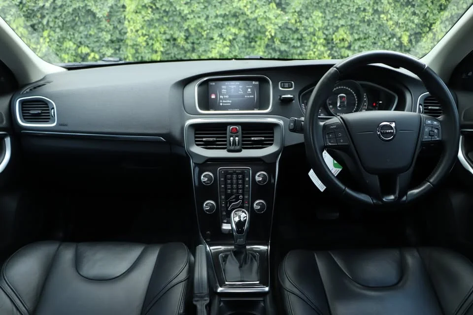 2017 Volvo V40 II 2
