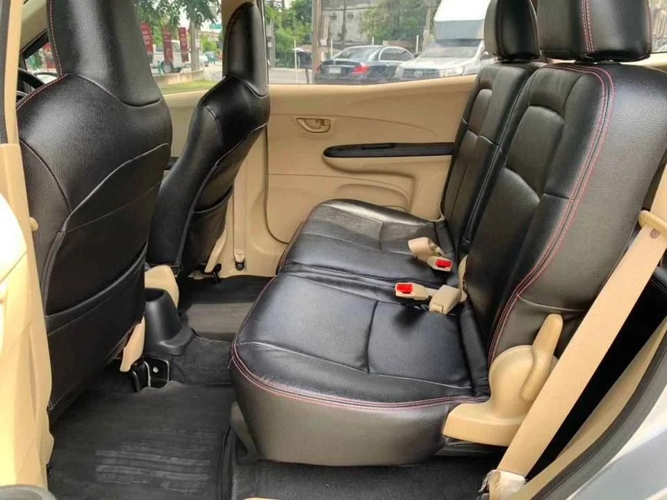 2015 Honda Mobilio II 2