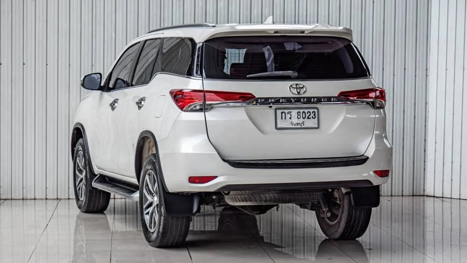 2019 Toyota Fortuner II 3