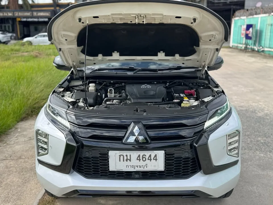 2020 Mitsubishi Pajero Sport III 2