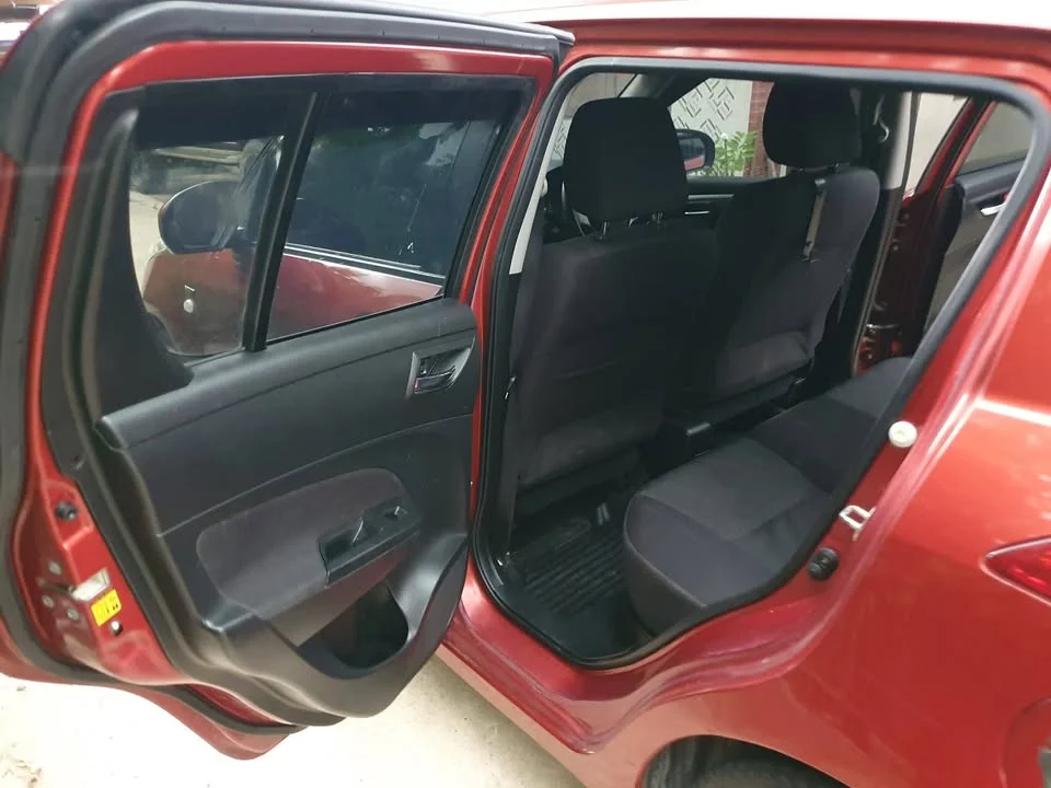 2014 Suzuki Swift II 2