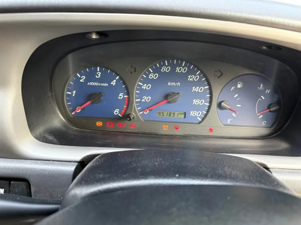 2003 Mazda 2500 Fighter V 2