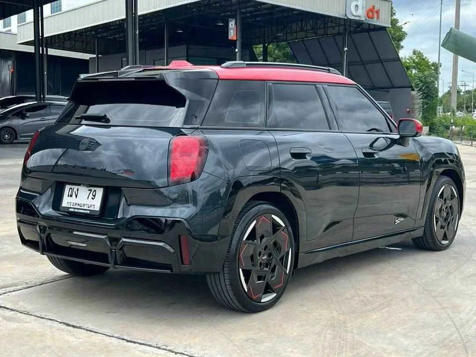 2025 Mini Hatch  III 3