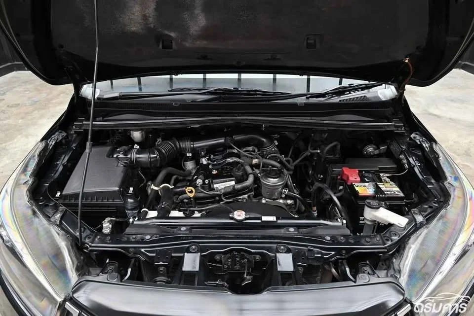 2021 Toyota Innova II 2