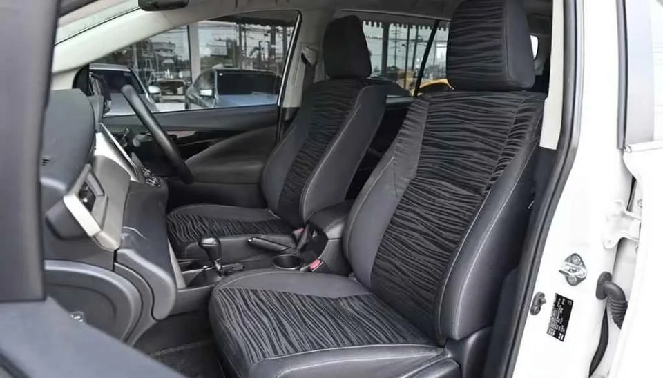2022 Toyota Innova II 2
