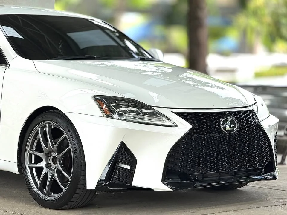 2009 Lexus IS II 2