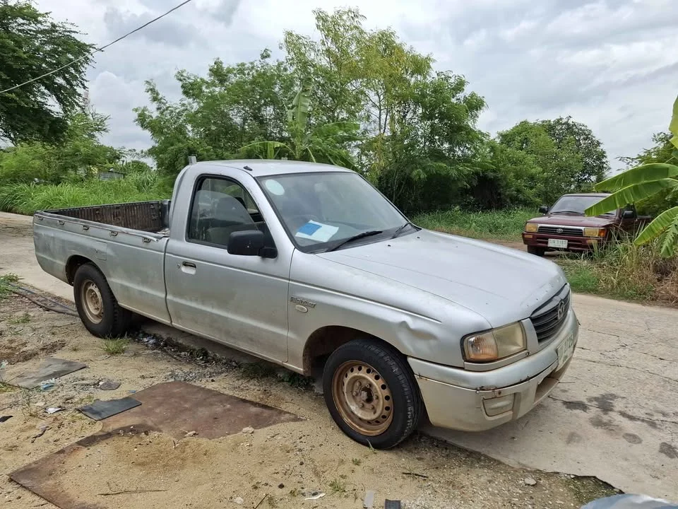 2005 Mazda 2500 Fighter V 3