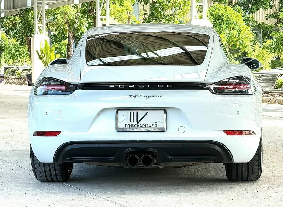 2018 Porsche 718 Boxster and Cayman IV 3