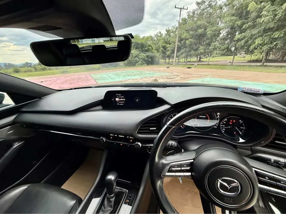2019 Mazda 3 IV 2