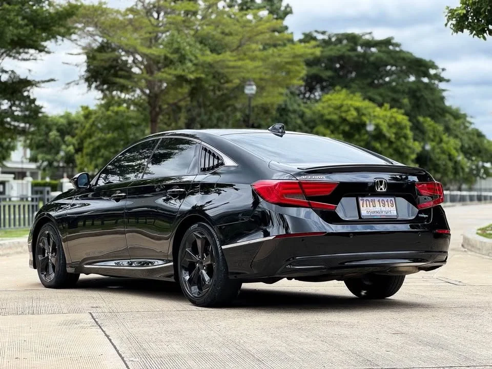 2020 Honda Accord X 3