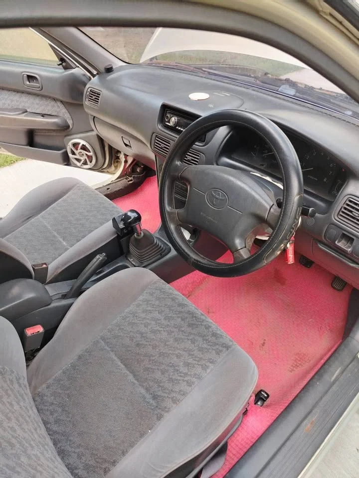 2000 Toyota Corolla Altis VIII (E110) 2