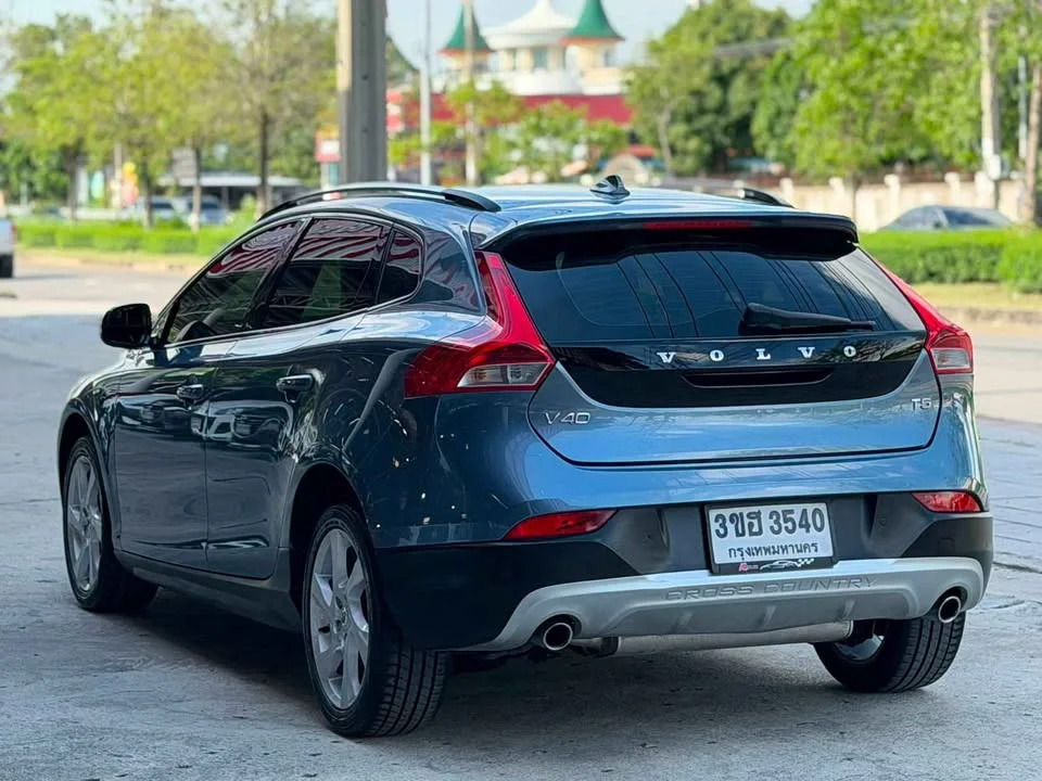 2014 Volvo V40 II 2