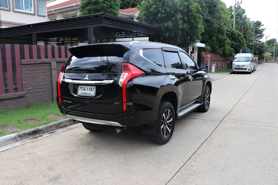 2018 Mitsubishi Pajero Sport III 2