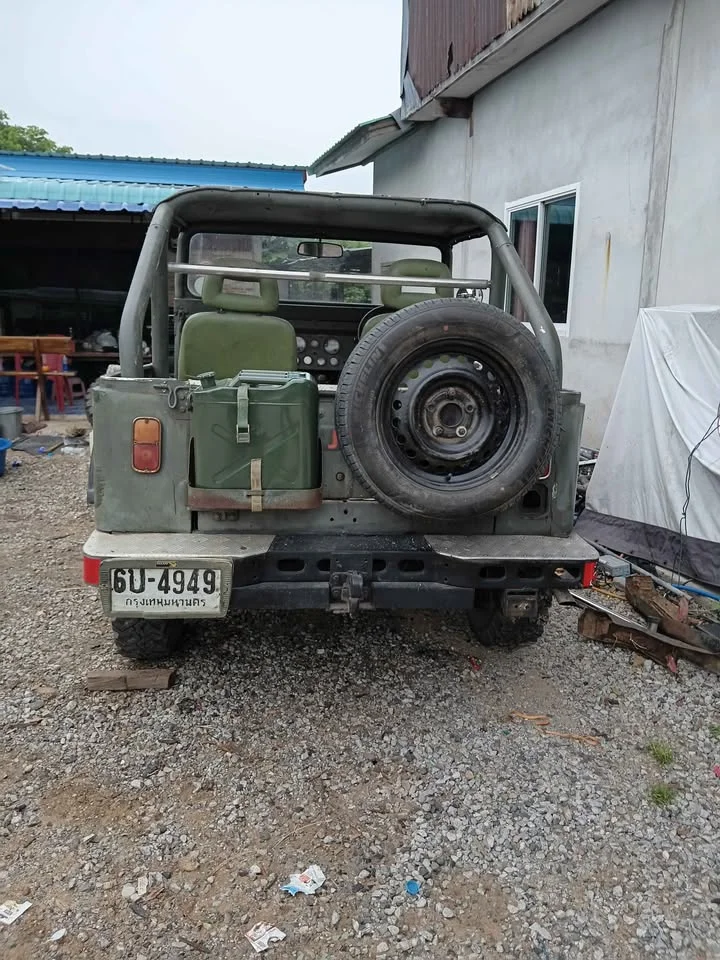 1992 Jeep CJ 1-7 3