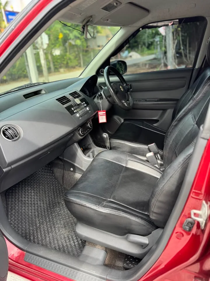 2011 Suzuki Swift I 2