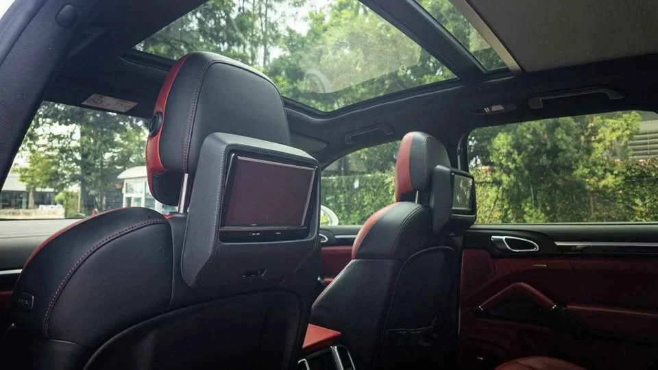 2015 Porsche Cayenne II 2