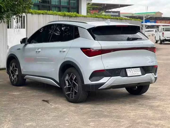 2024 BYD Atto 3 2
