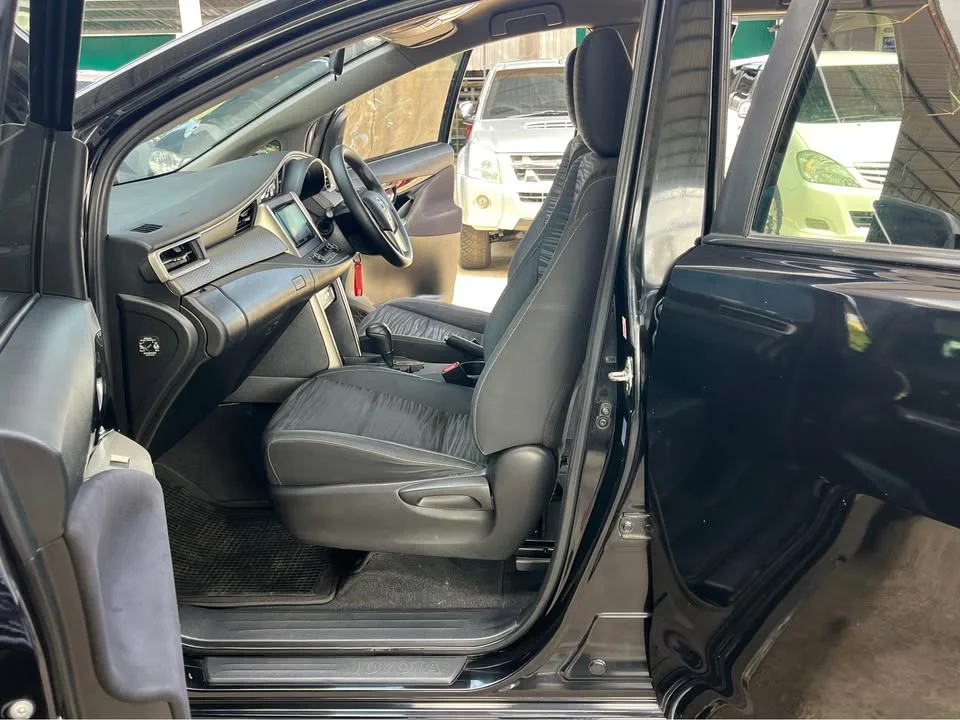 2018 Toyota Innova II 3