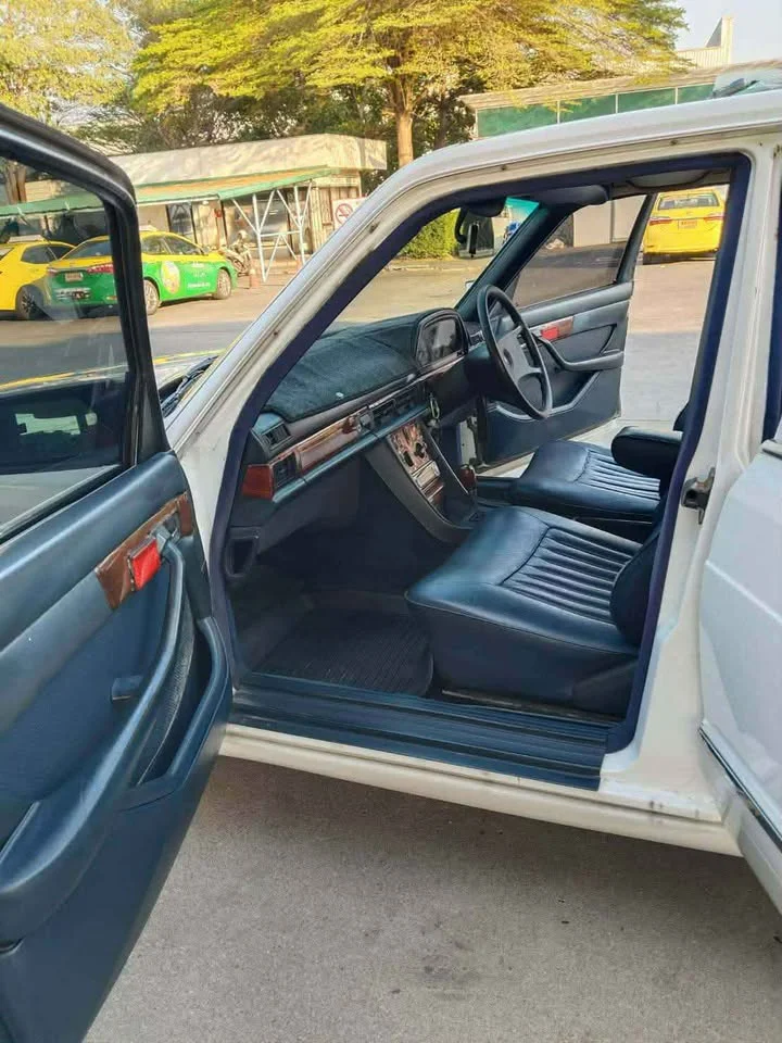 1989 Benz S-Class W126 2