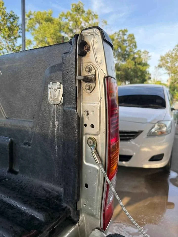 2010 Toyota Hilux VII 3