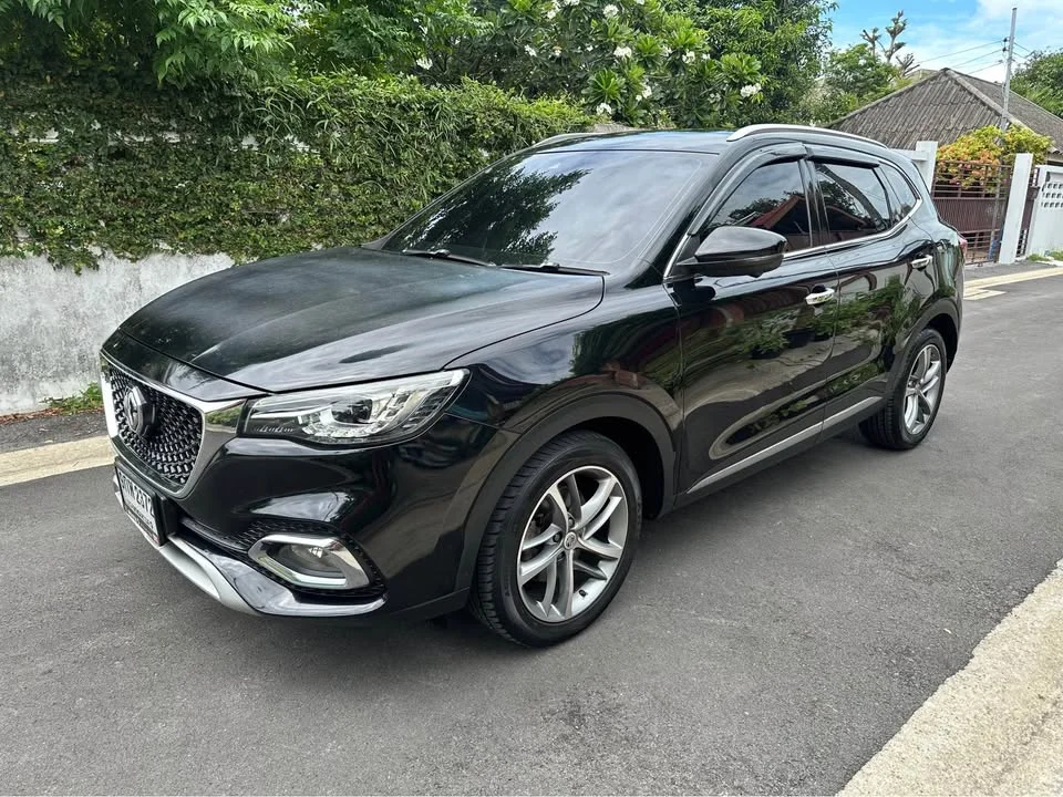 2019 MG HS 2