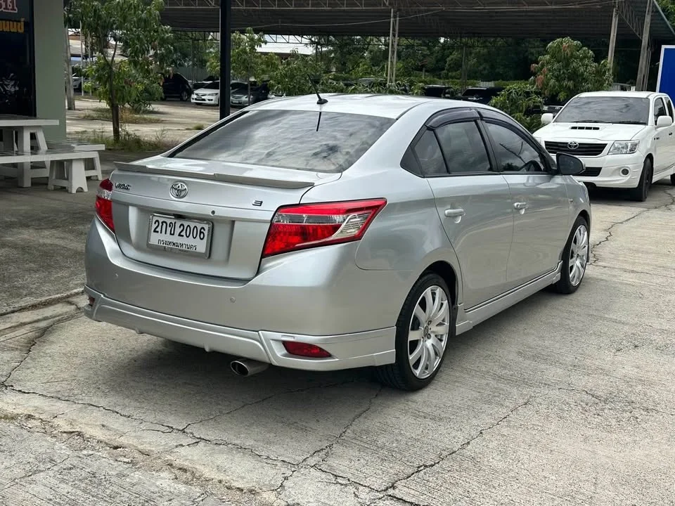 2013 Toyota Vios III 2