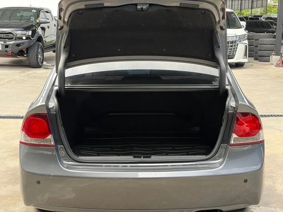 2009 Honda Civic VIII 3