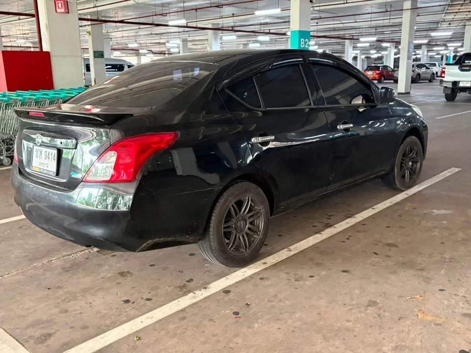 2001 Nissan Almera N17 3