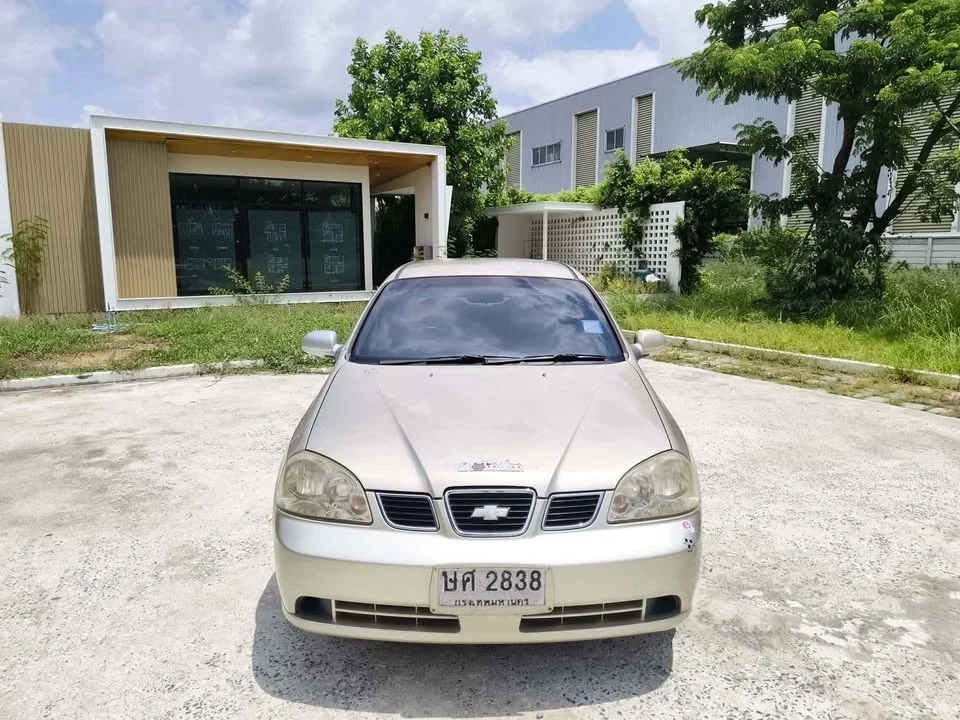 2005 Chevrolet Optra 3