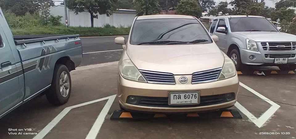 2008 Nissan Tiida I (C11) 3