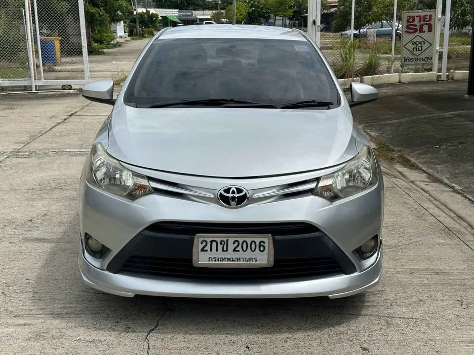 2013 Toyota Vios III 2