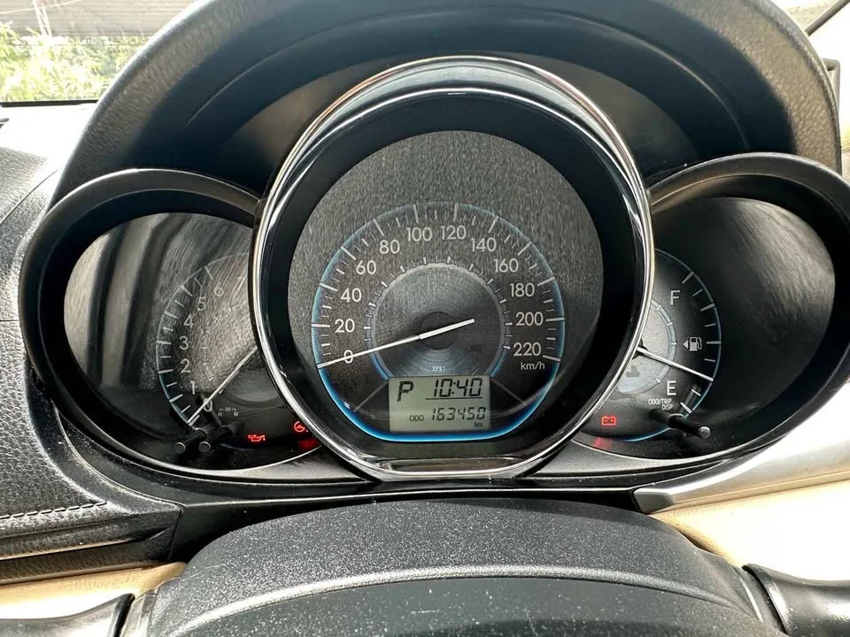 2013 Toyota Vios III 3