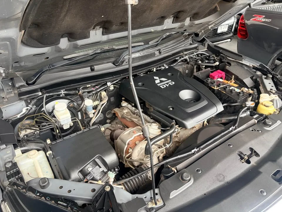 2020 Mitsubishi Triton V 3