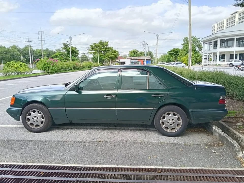 1990 Benz E-Class W124 3