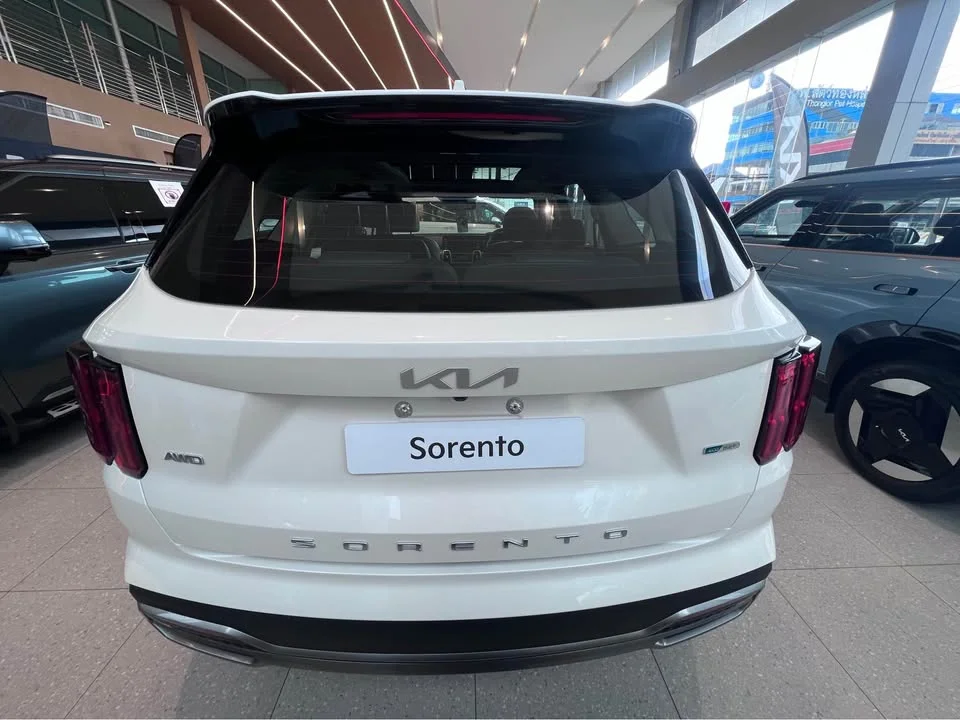 2024 Kia Sorento IV 3
