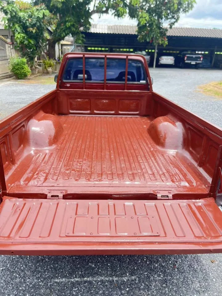 1994 Toyota Hilux Mighty-X V 2