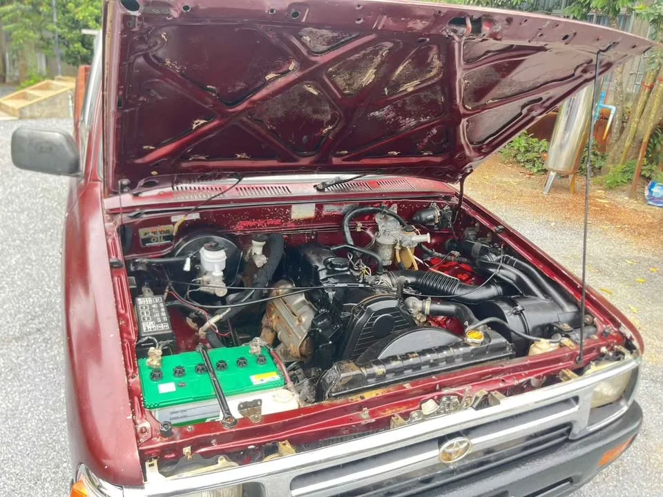 1994 Toyota Hilux Mighty-X V 3