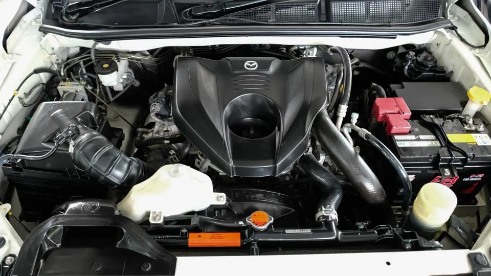 2021 Mazda BT-Series III 2