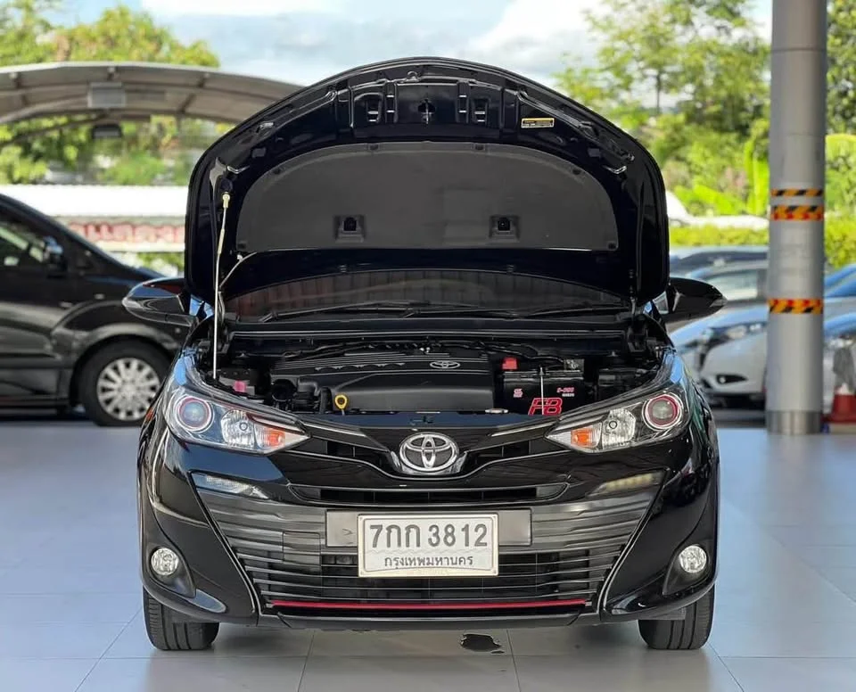 2018 Toyota Yaris ATIV III 3