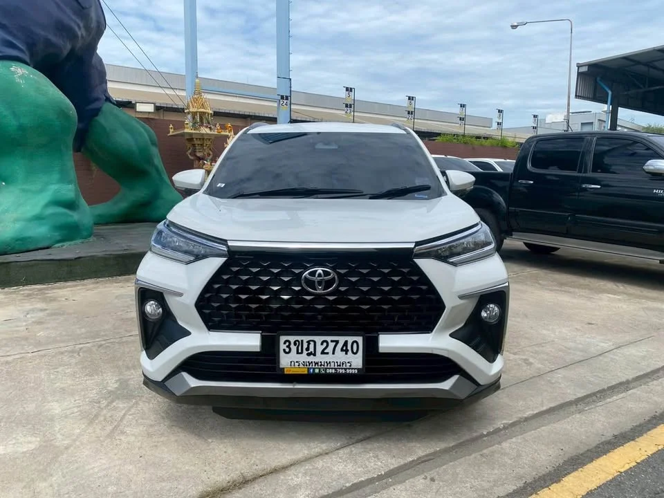 2022 Toyota Veloz III 2