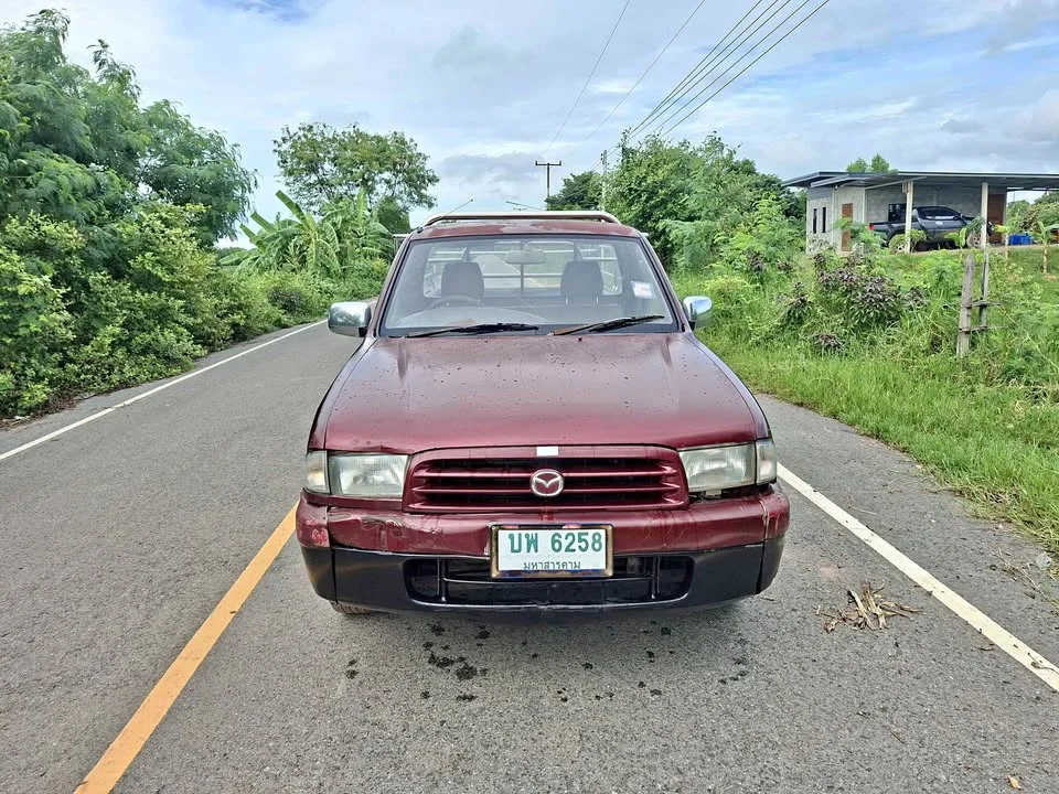 2000 Mazda 2500 Fighter V 3