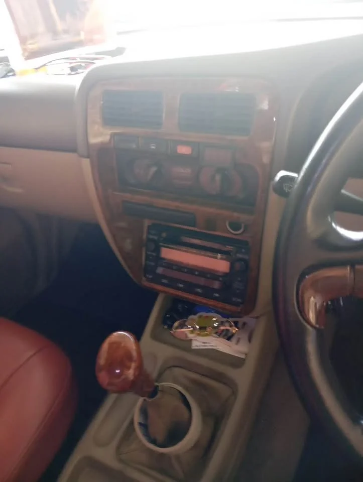 2002 Nissan Frontier I 3