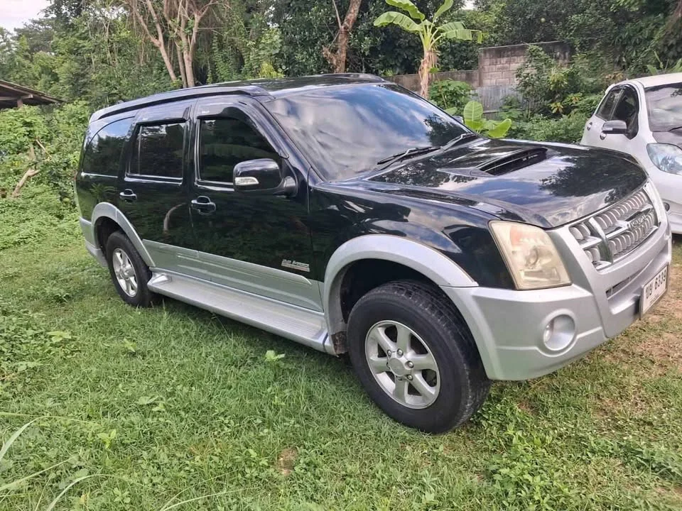 2007 Isuzu MU-7 3