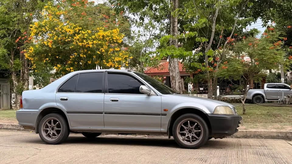 2004 Honda City III 2
