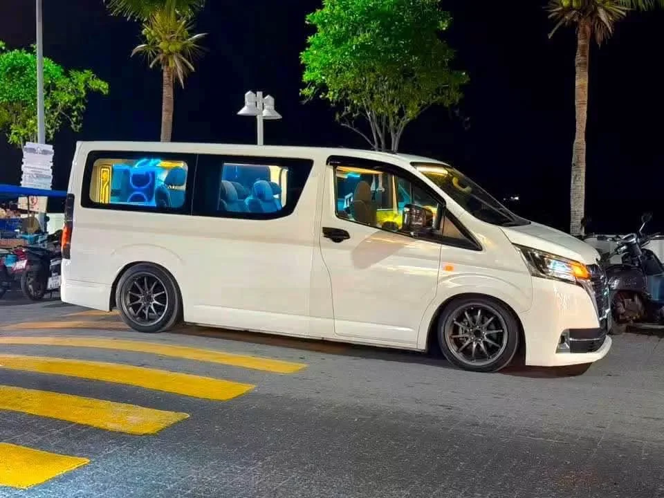 2019 Toyota HiAce VI (H300) 2