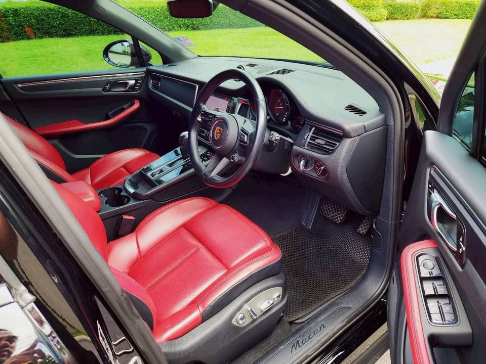 2023 Porsche Macan I 2