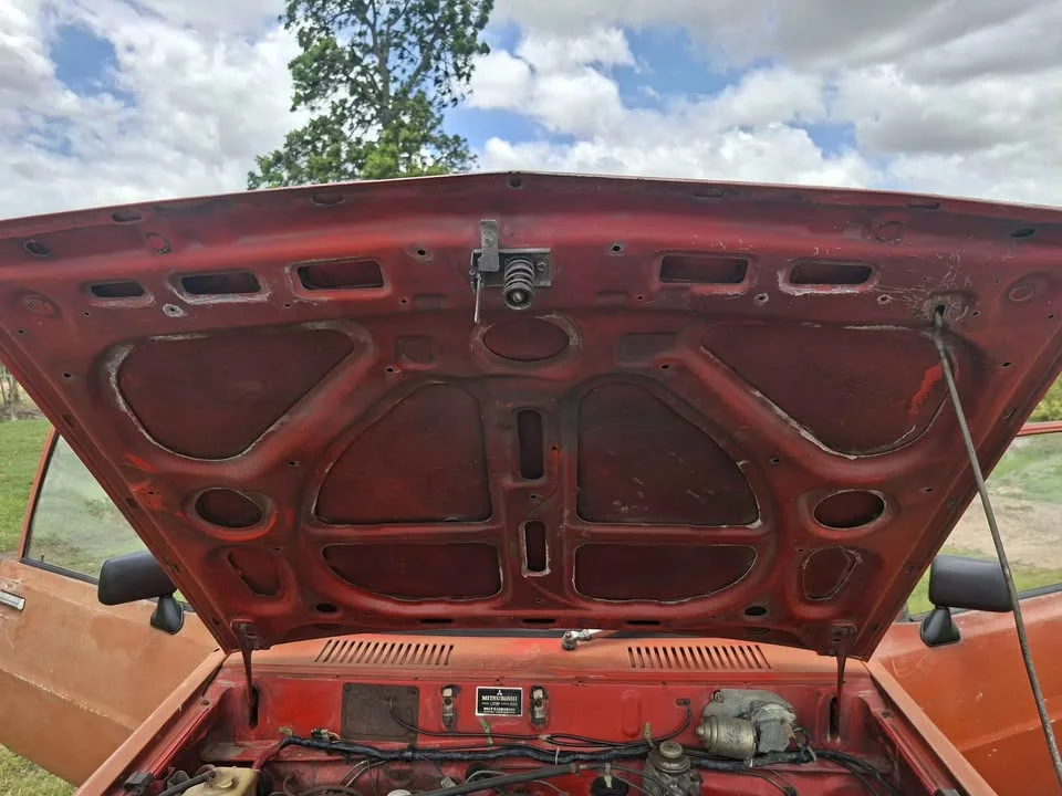 1983 Mitsubishi Triton I  2
